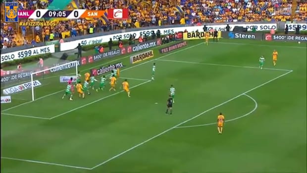 Tigres grind out 2-0 win against Santos Laguna